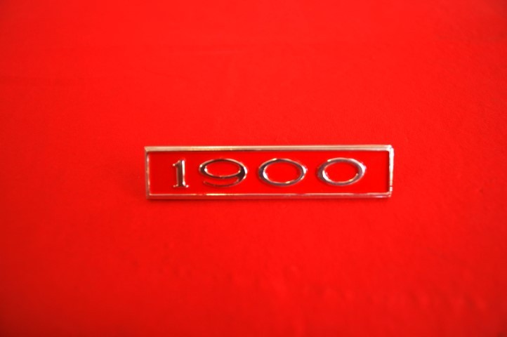 1900 Chromemblem